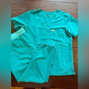 FIGS teal zamorra joggers AND catarina one pocket scrub top
